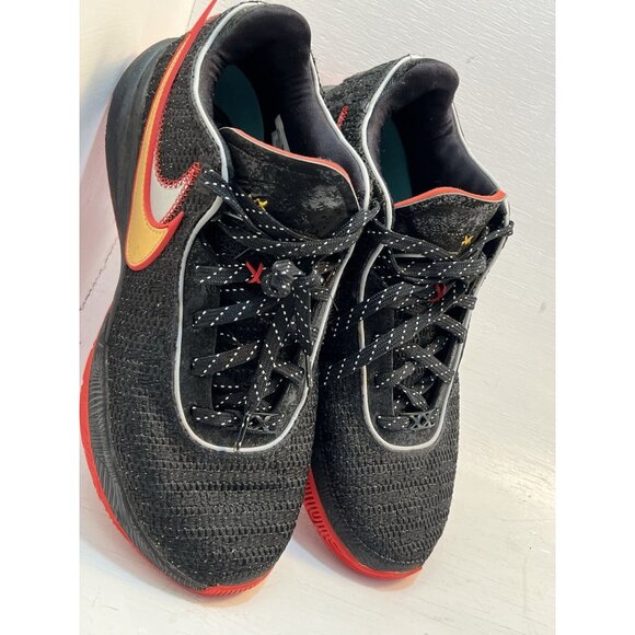 Nike LeBron 20 Trinity Mens Size 10.5 Black University Red Gold DJ5423 001 - Picture 14 of 16